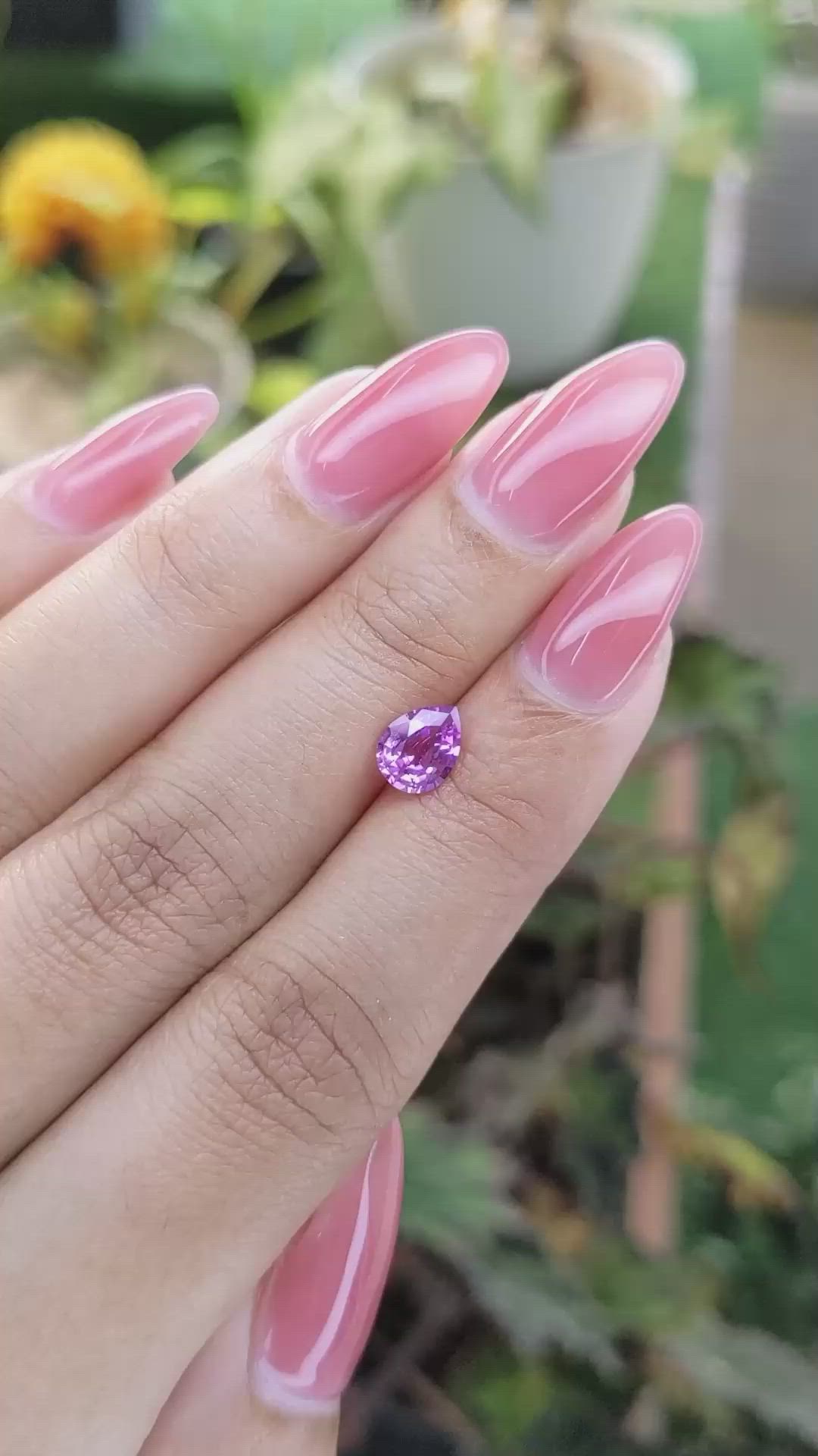 0.98 Ct. Pinkish Purple Sapphire from Ceylon (Sri Lanka) Size Video
