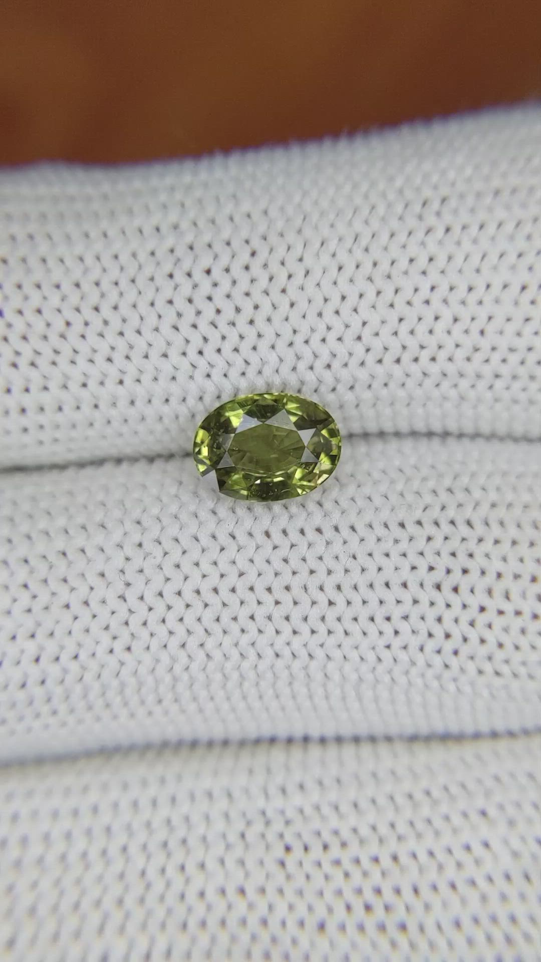 1.56 Ct. Color Change Sapphire from Ceylon (Sri Lanka) Size Video