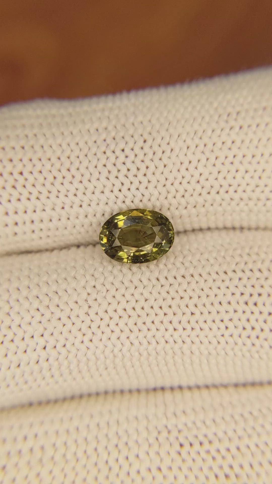 1.56 Ct. Color Change Sapphire from Ceylon (Sri Lanka) Size Video