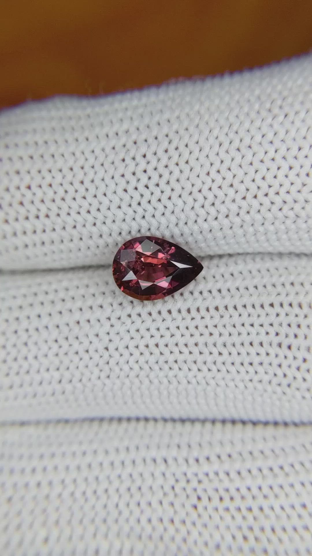 1.51 Ct. Orangish Brown Sapphire from Ceylon (Sri Lanka) Size Video