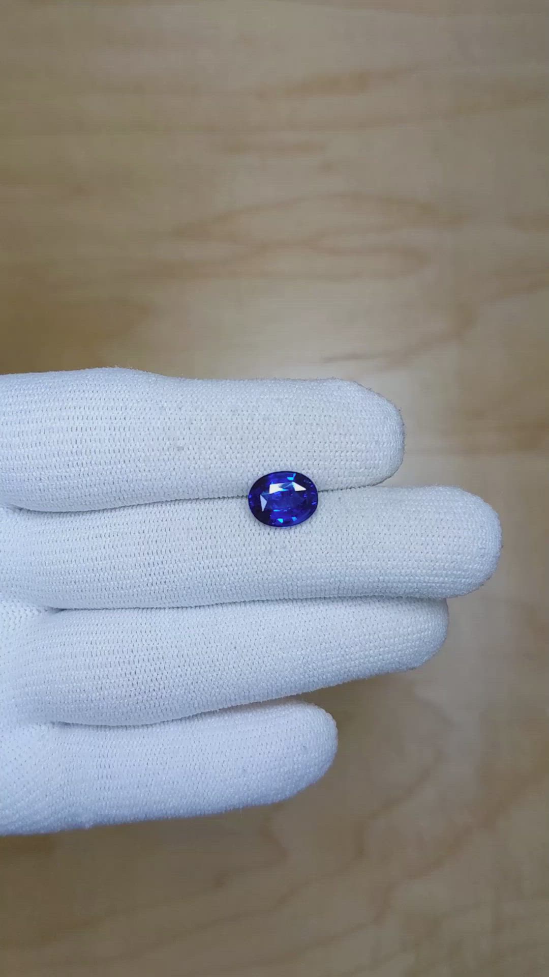 3.02 Ct. Blue Sapphire from Ceylon (Sri Lanka) Size Video