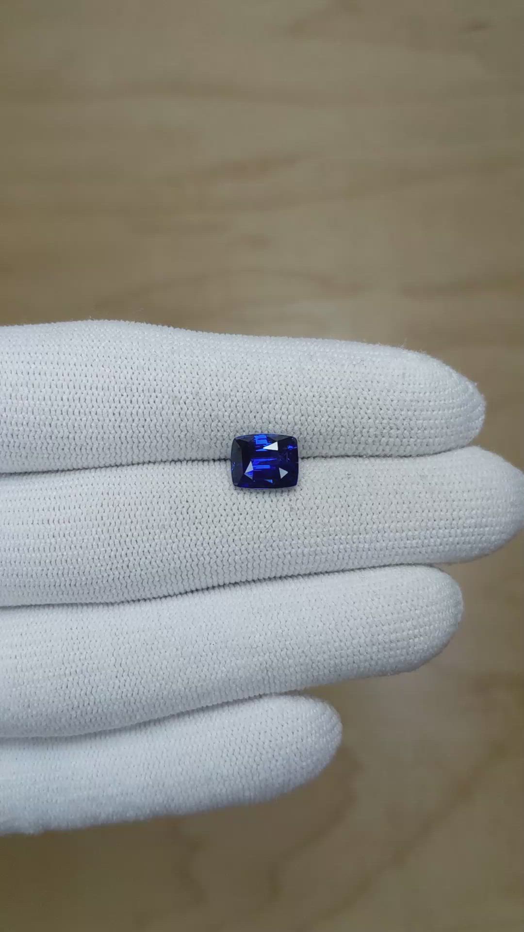 3.02 Ct. Blue Sapphire from Ceylon (Sri Lanka) Size Video