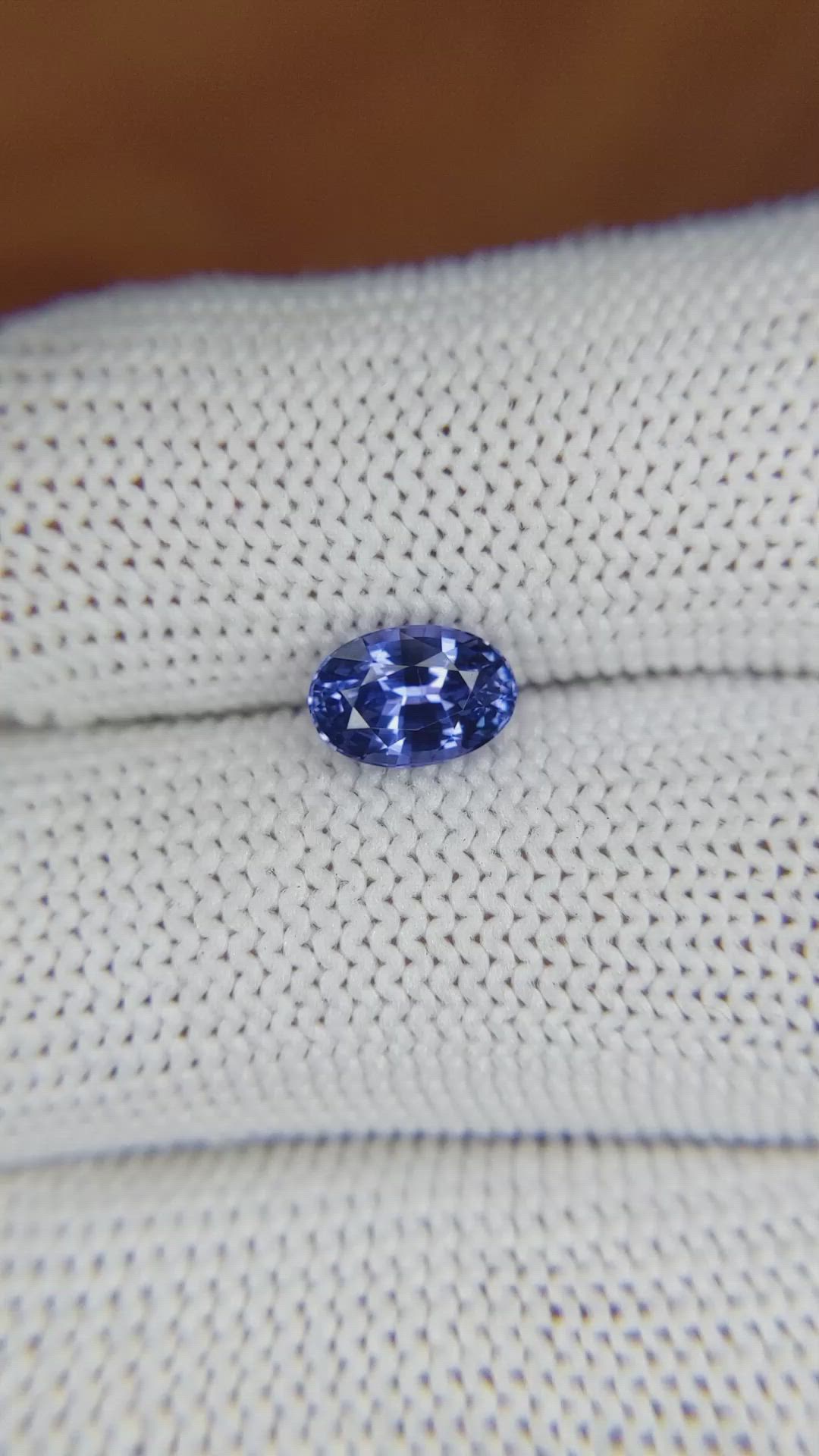 1.34 Ct. Blue Sapphire from Ceylon (Sri Lanka) Size Video