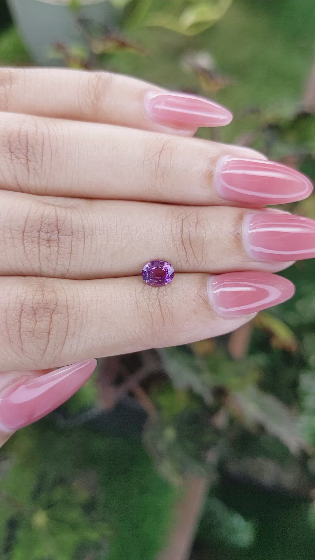 0.77 Ct. Pinkish Purple Sapphire from Ceylon (Sri Lanka) Size Video