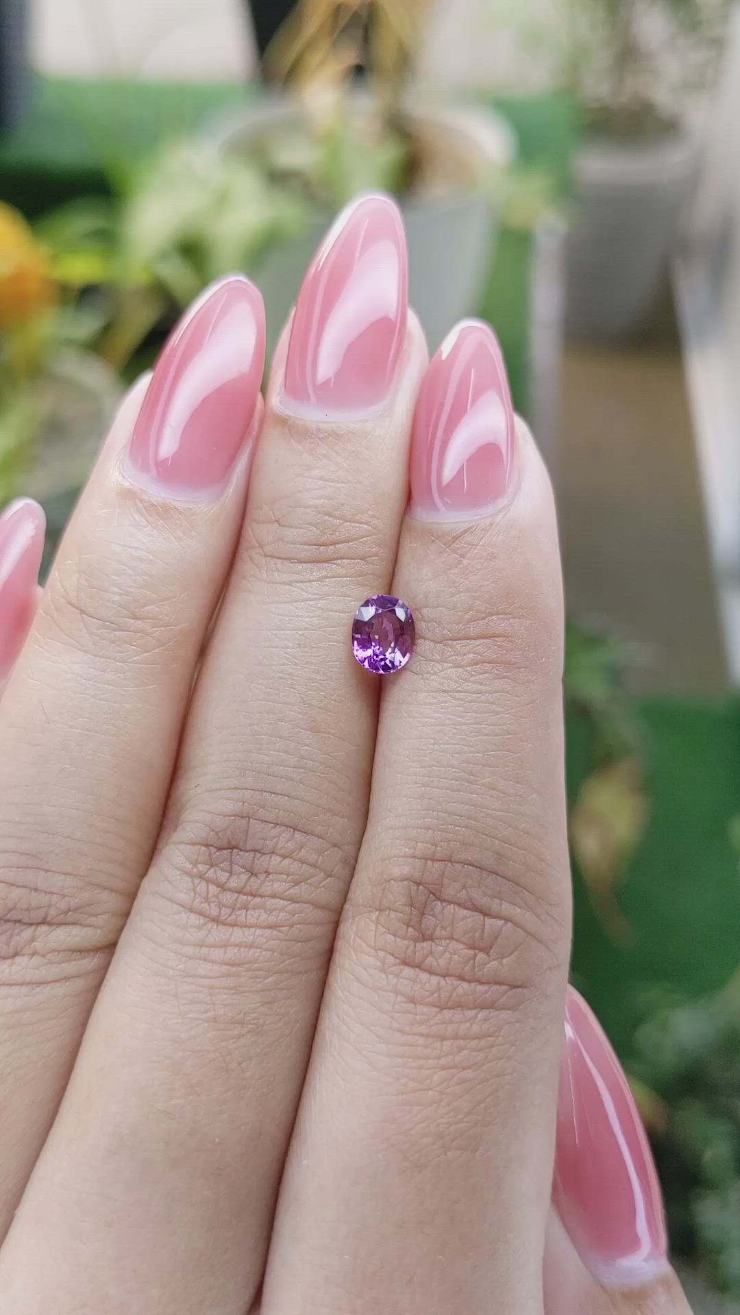 0.77 Ct. Pinkish Purple Sapphire from Ceylon (Sri Lanka) Size Video