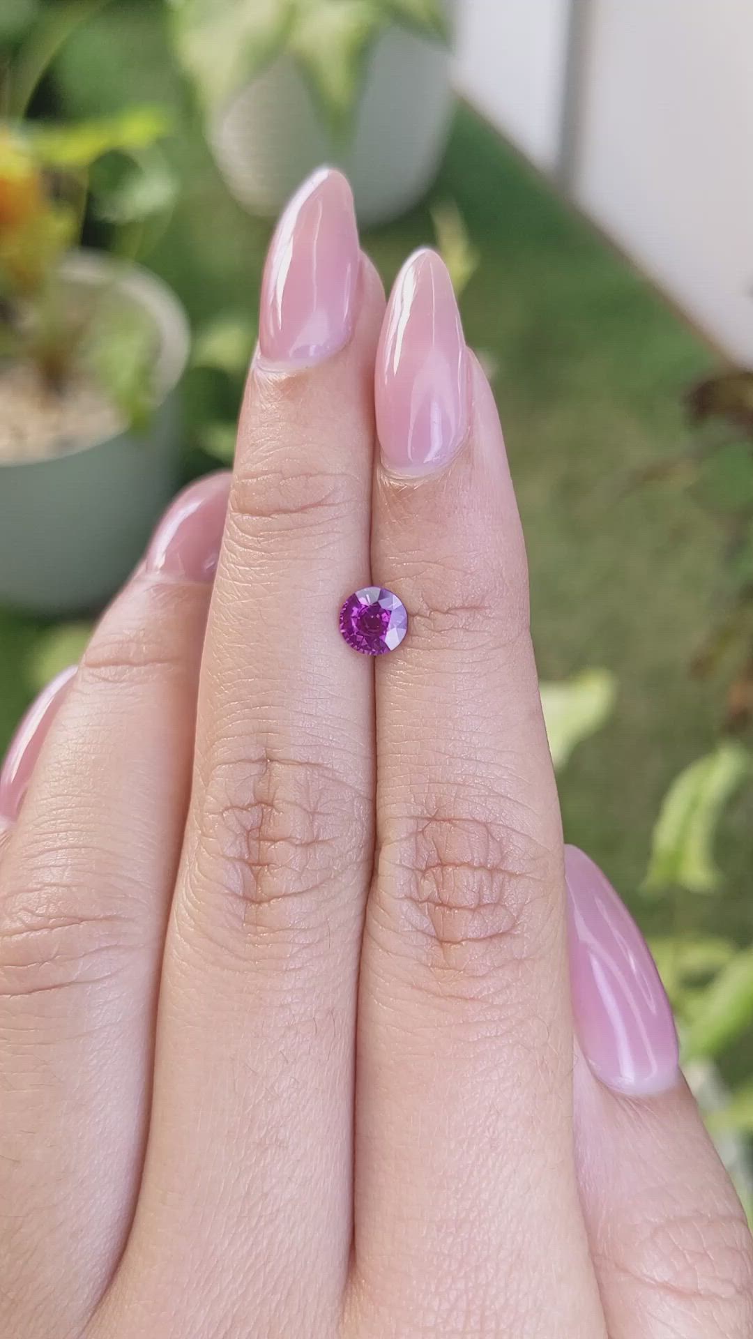 0.76 Ct. Purplish Pink Sapphire from Ceylon (Sri Lanka) Size Video