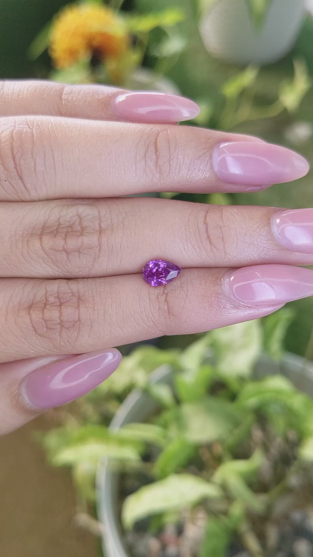 1.21 Ct. Pinkish Purple Sapphire from Ceylon (Sri Lanka) Size Video