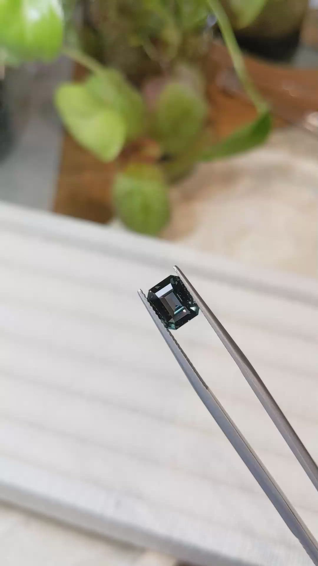 2.74 Ct. Color Change Sapphire from Ceylon (Sri Lanka) Size Video