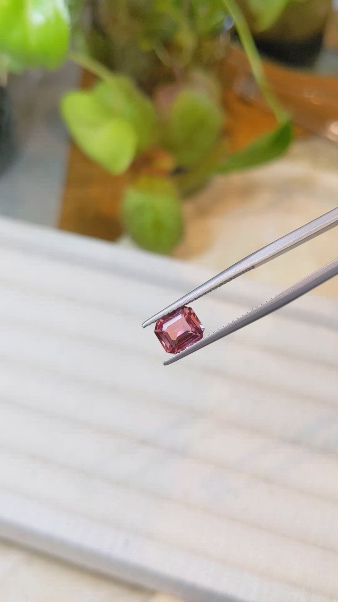 1.53 Ct. Padparadscha Sapphire from Ceylon (Sri Lanka) Size Video