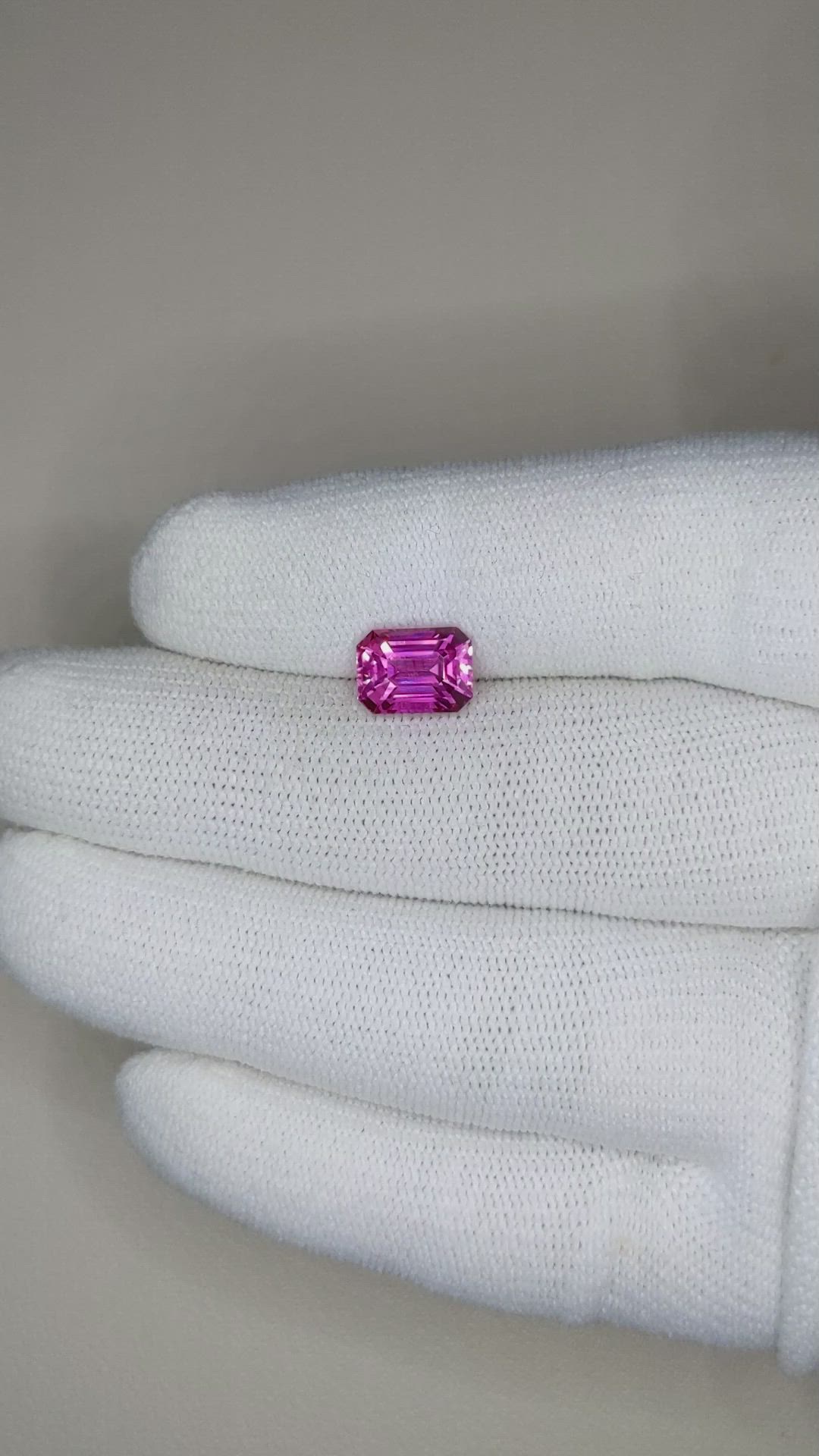 3.13 Ct. Pink Sapphire from Ceylon (Sri Lanka) Size Video