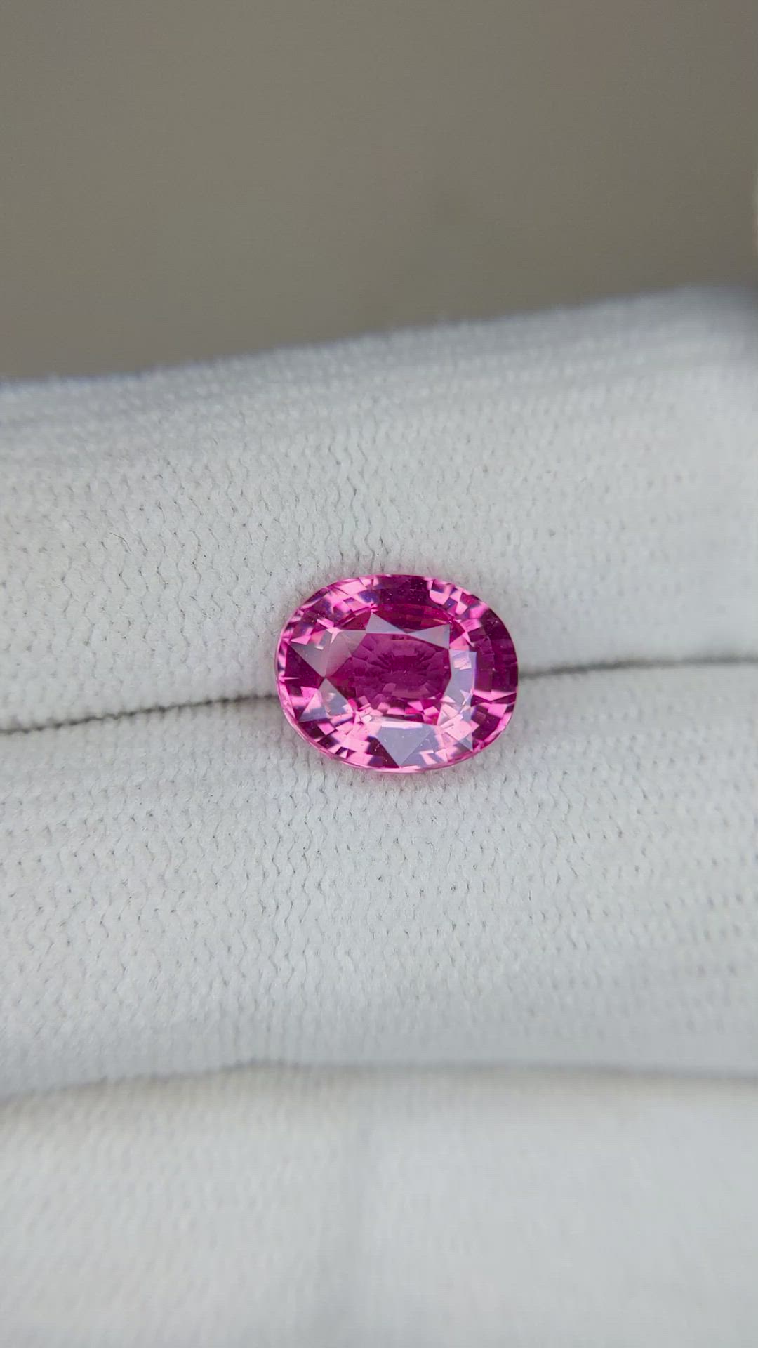 3.02 Ct. Pink Sapphire from Ceylon (Sri Lanka) Size Video