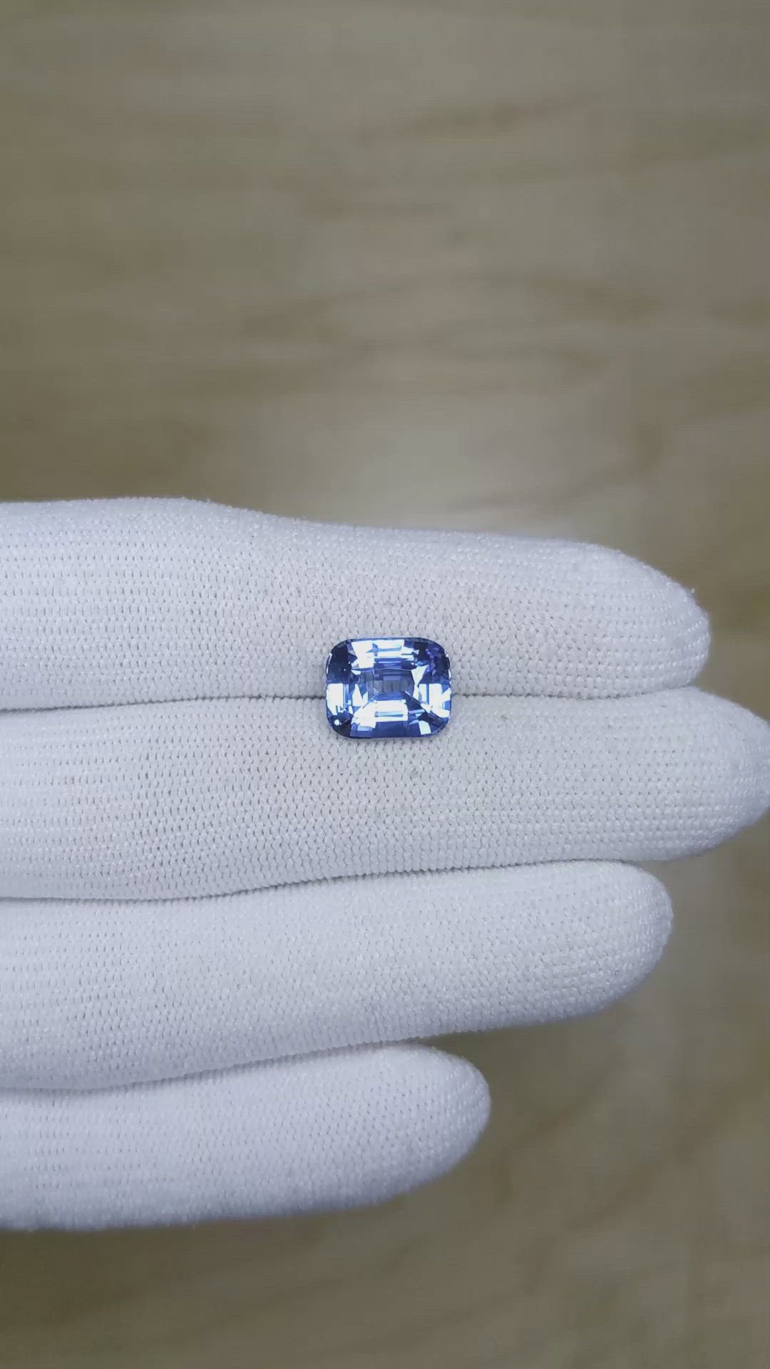 4.63 Ct. Blue Sapphire from Ceylon (Sri Lanka) Size Video