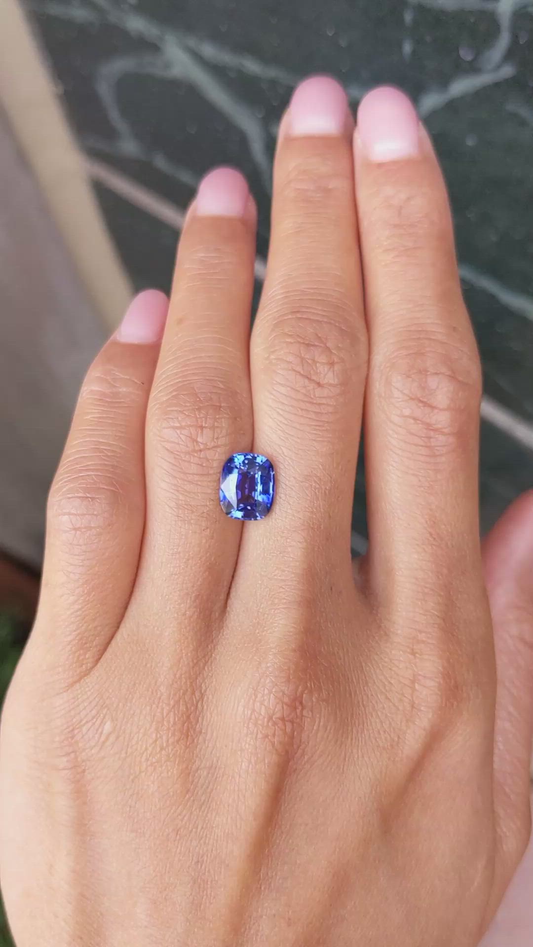 3.26 Ct. Blue Sapphire from Ceylon (Sri Lanka) Size Video