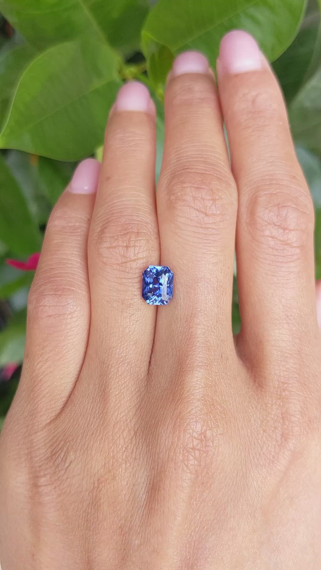 2.51 Ct. Blue Sapphire from Ceylon (Sri Lanka) Size Video