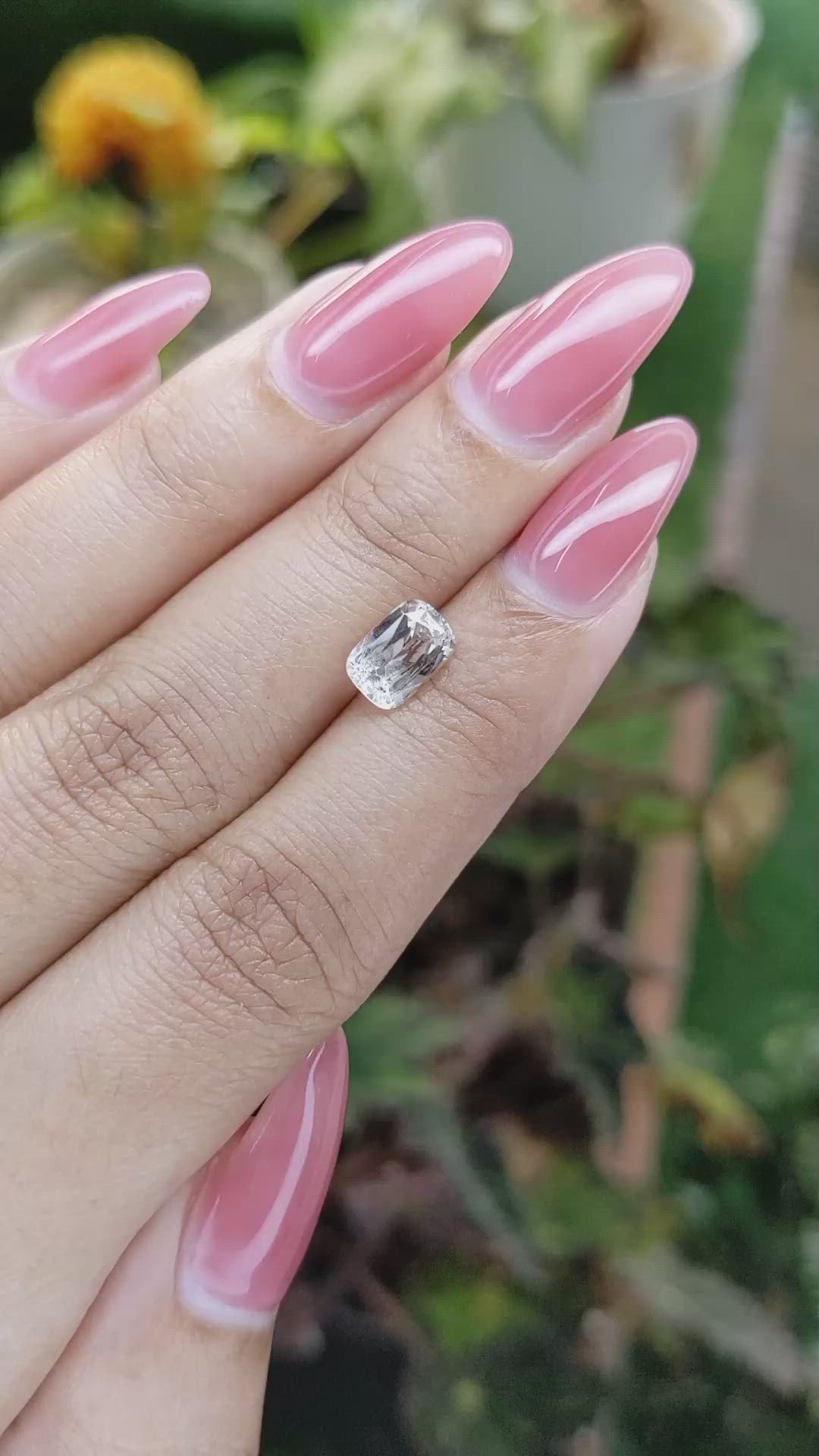 1.71 Ct. White Sapphire from Ceylon (Sri Lanka) Size Video