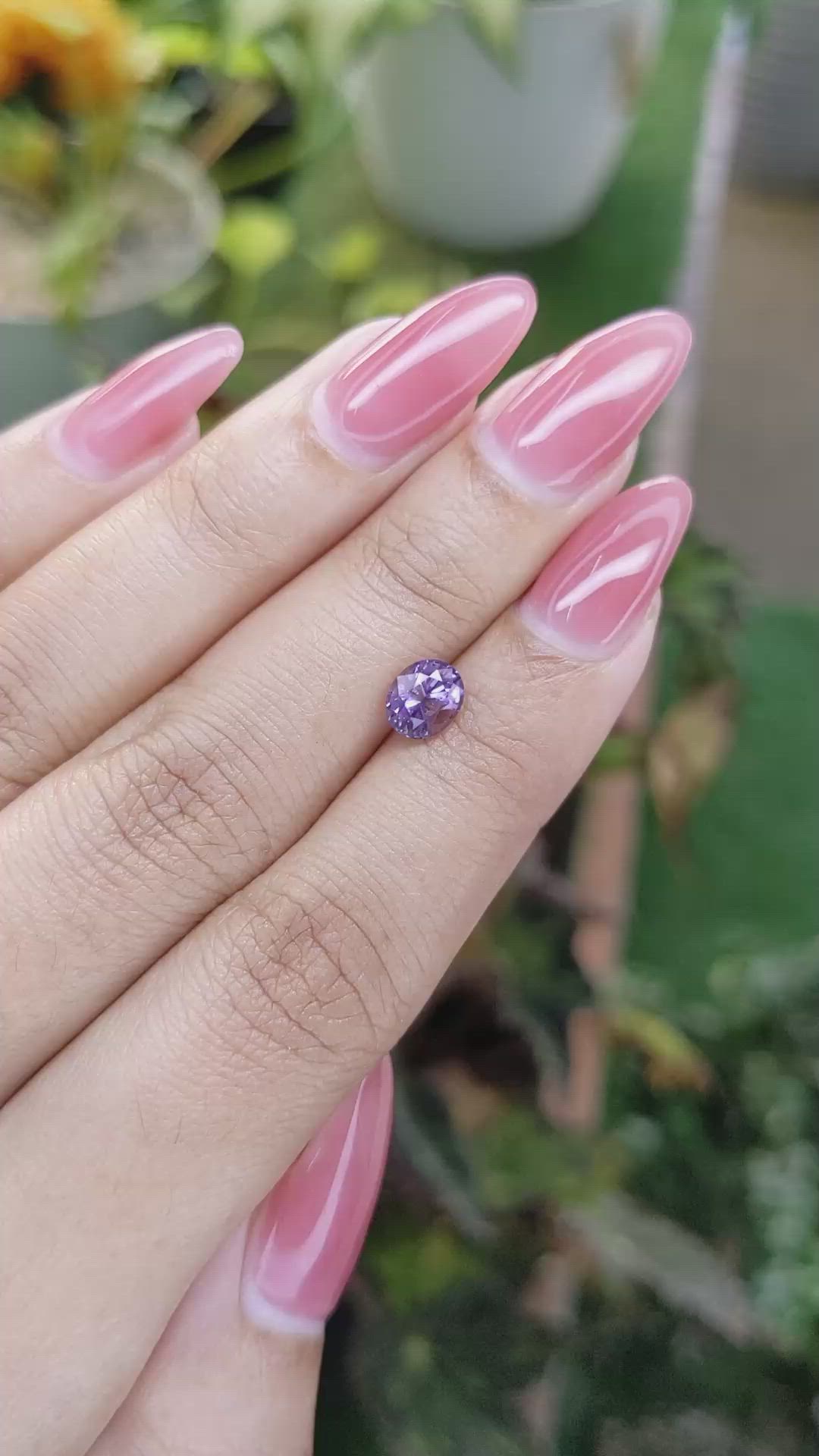 1.26 Ct. Pinkish Purple Sapphire from Ceylon (Sri Lanka) Size Video