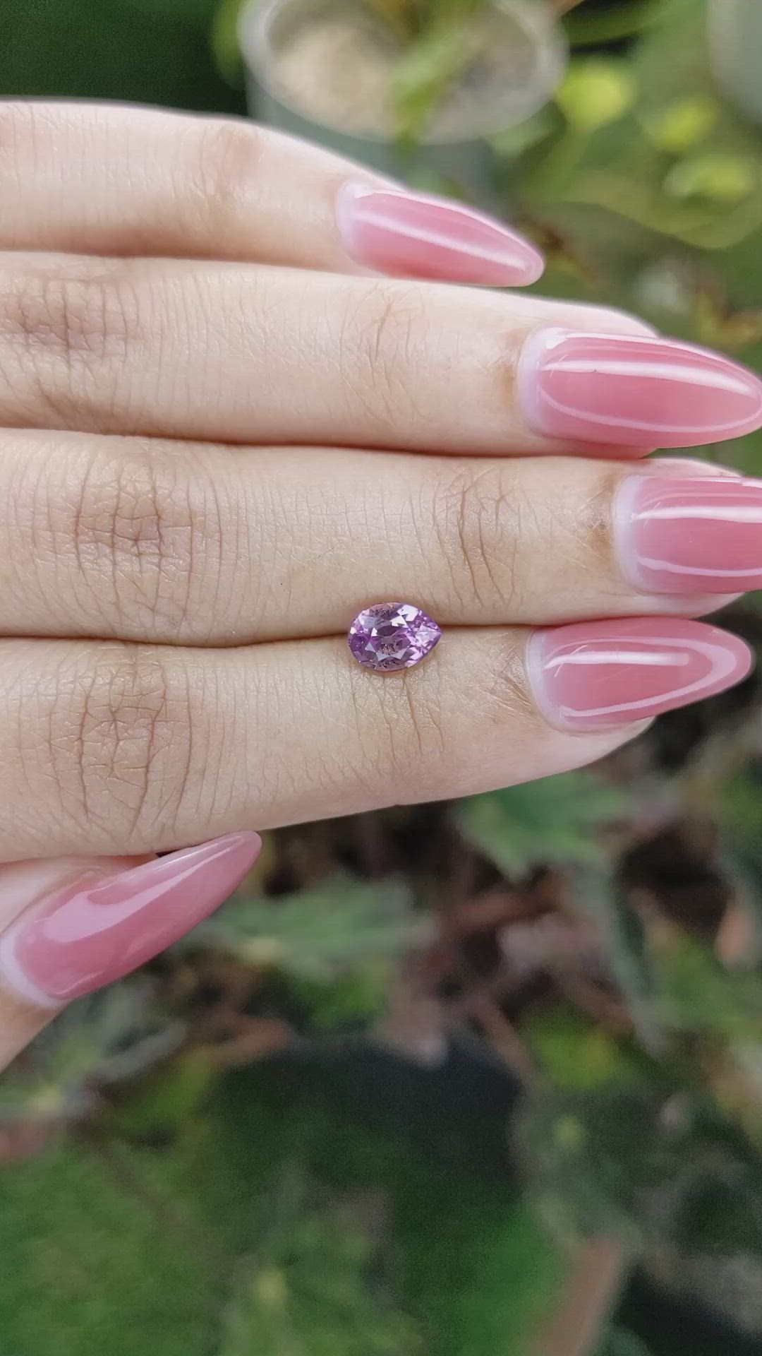 1.30 Ct. Pinkish Purple Sapphire from Ceylon (Sri Lanka) Size Video