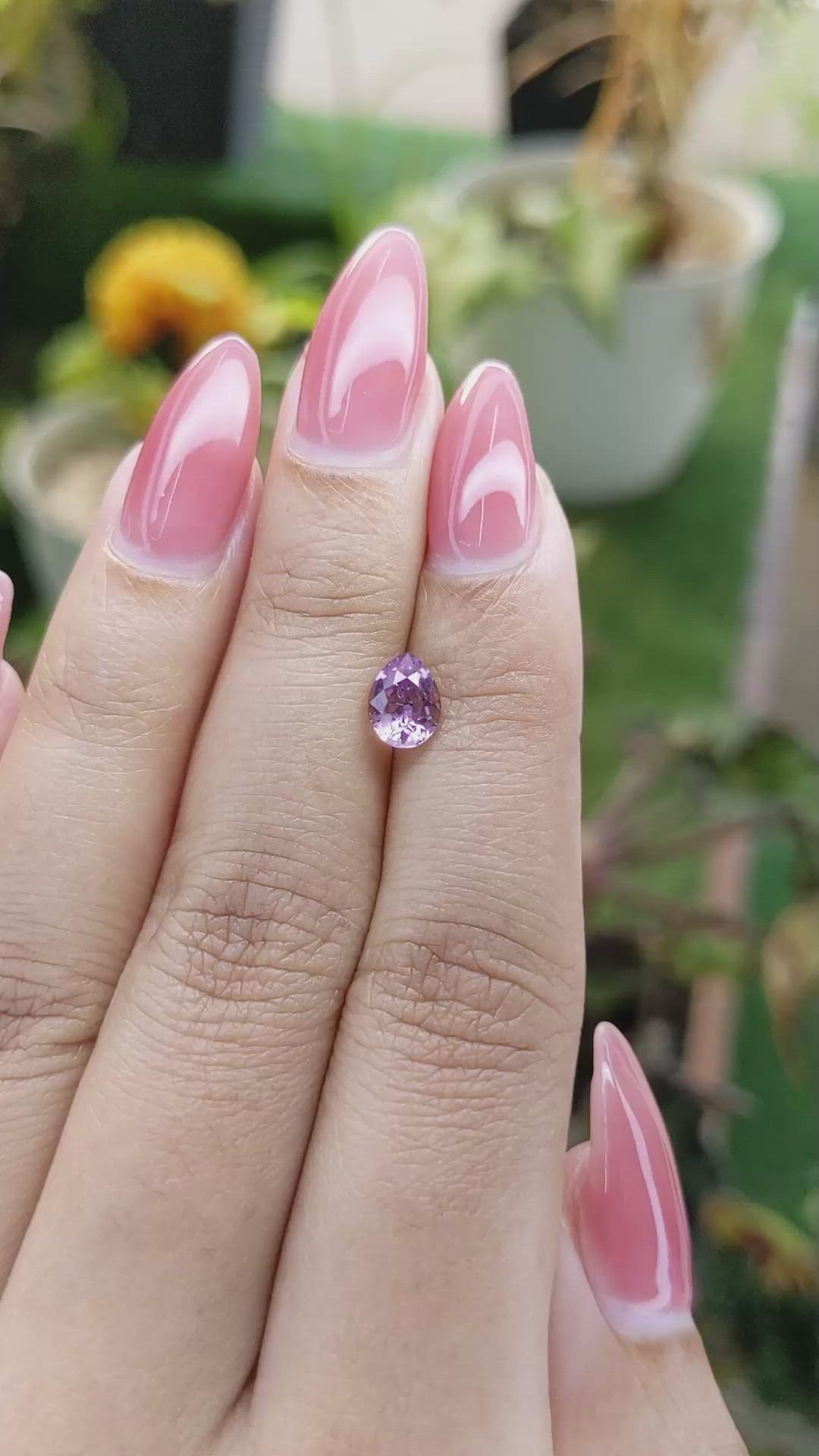 1.30 Ct. Pinkish Purple Sapphire from Ceylon (Sri Lanka) Size Video