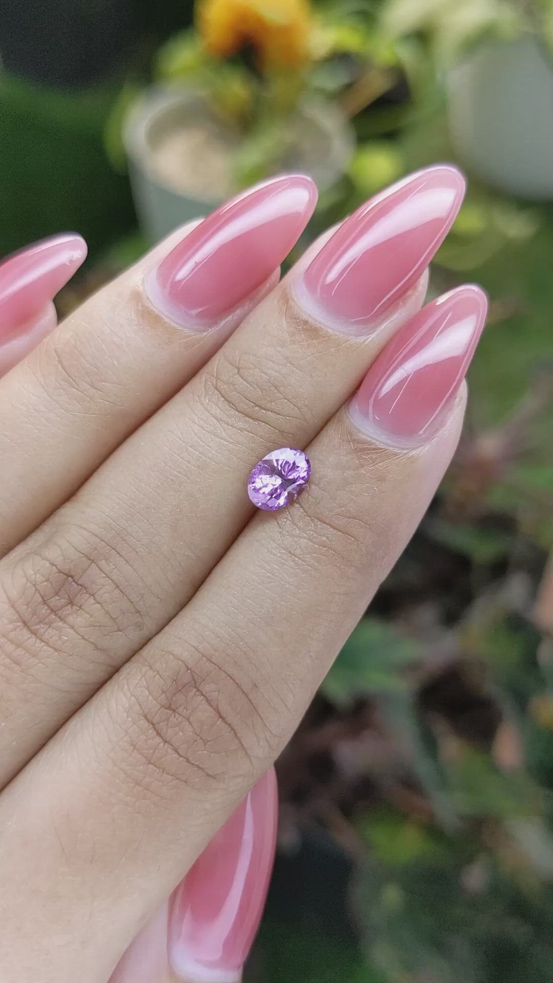 1.06 Ct. Pinkish Purple Sapphire from Ceylon (Sri Lanka) Size Video