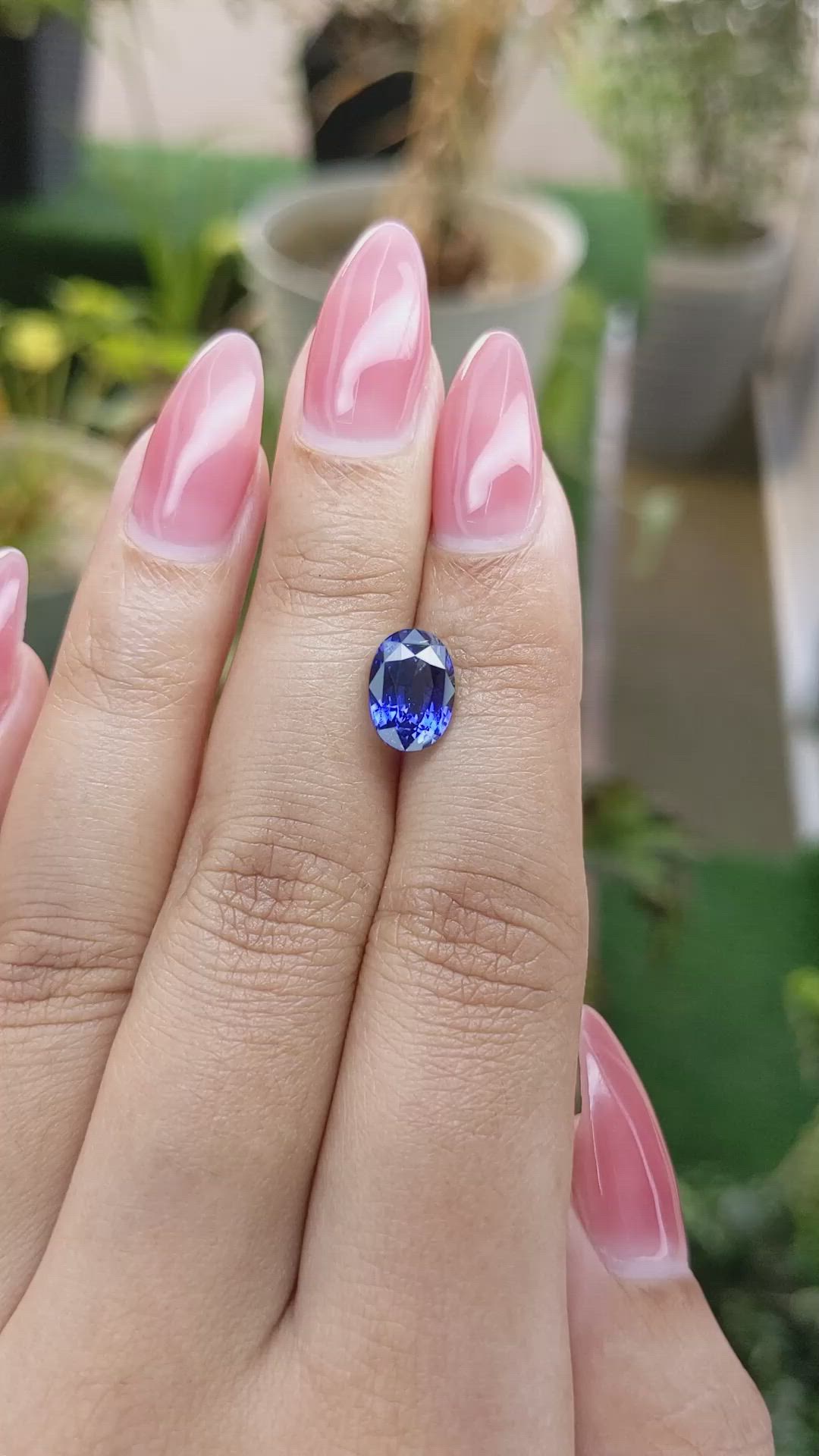 3.23 Ct. Blue Sapphire from Ceylon (Sri Lanka) Size Video