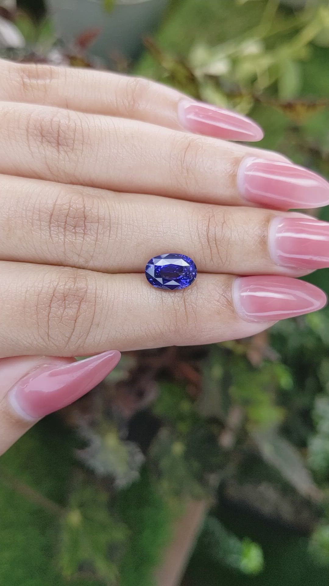 3.23 Ct. Blue Sapphire from Ceylon (Sri Lanka) Size Video