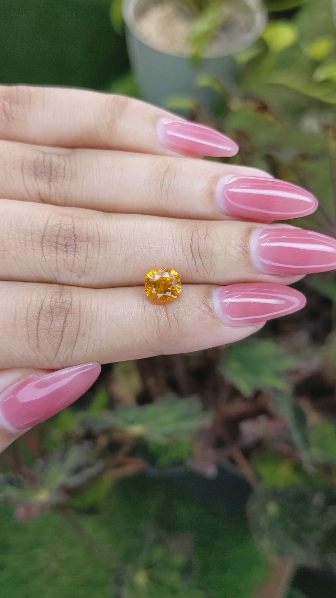 2.15 Ct. Yellowish Orange Sapphire from Ceylon (Sri Lanka) Size Video