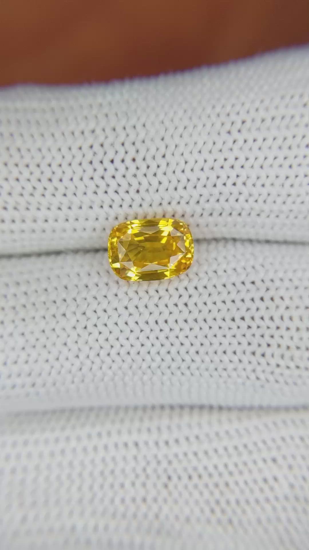 2.13 Ct. Yellow Sapphire from Ceylon (Sri Lanka) Size Video