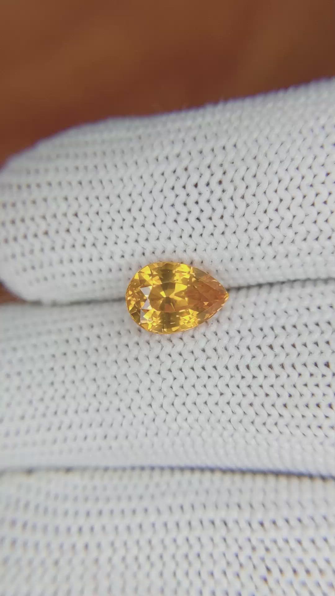 2.19 Ct. Yellowish Orange Sapphire from Ceylon (Sri Lanka) Size Video