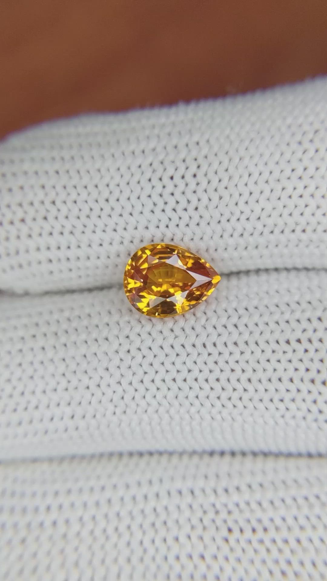 2.01 Ct. Yellowish Orange Sapphire from Ceylon (Sri Lanka) Size Video