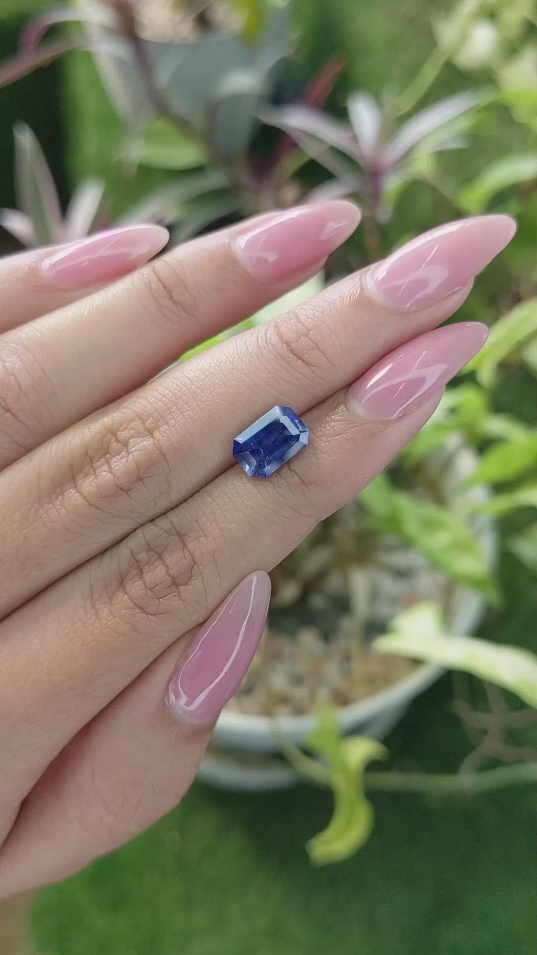2.43 Ct. Blue Sapphire from Ceylon (Sri Lanka) Size Video