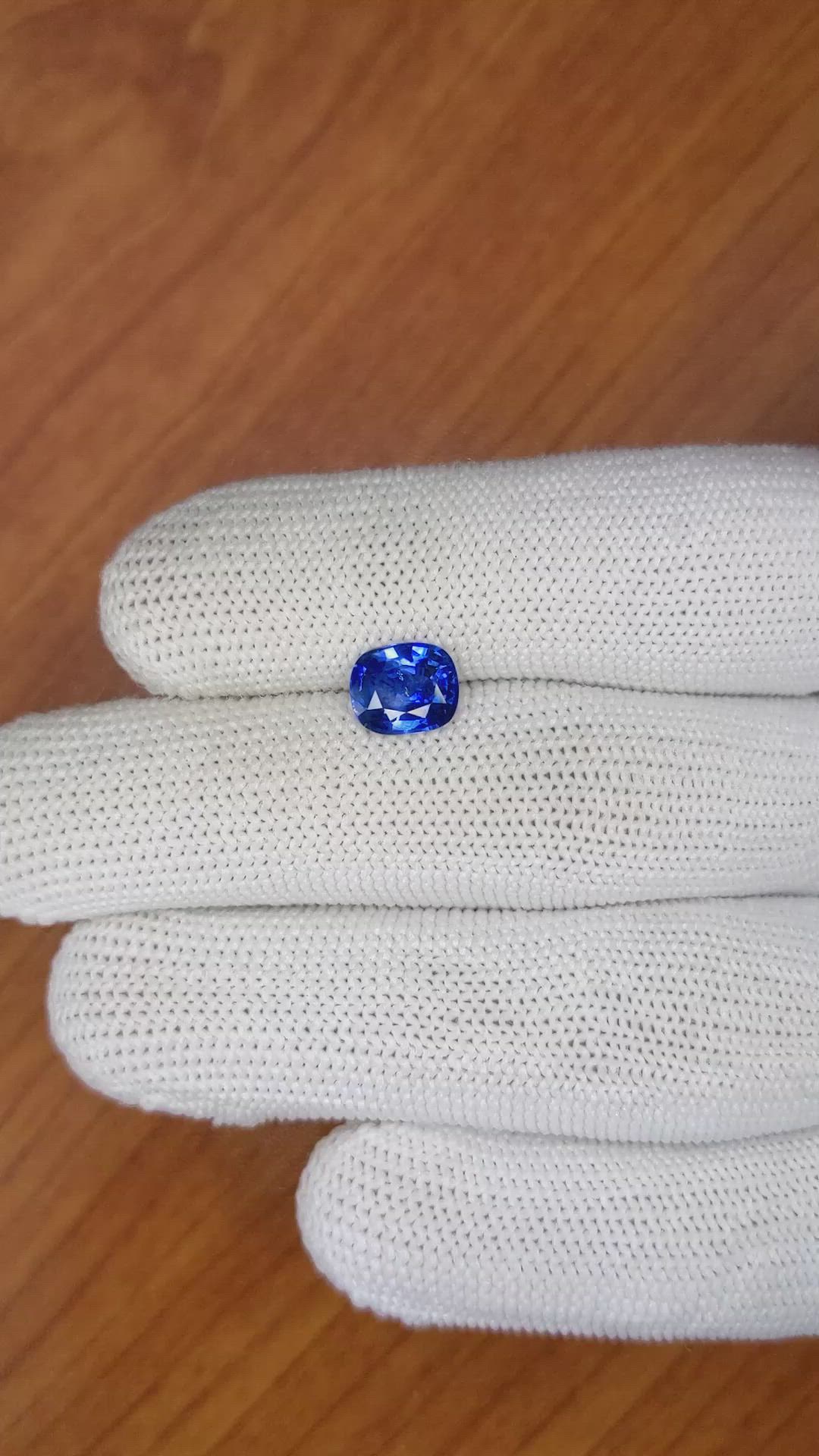 1.85 Ct. Blue Sapphire from Ceylon (Sri Lanka) Size Video