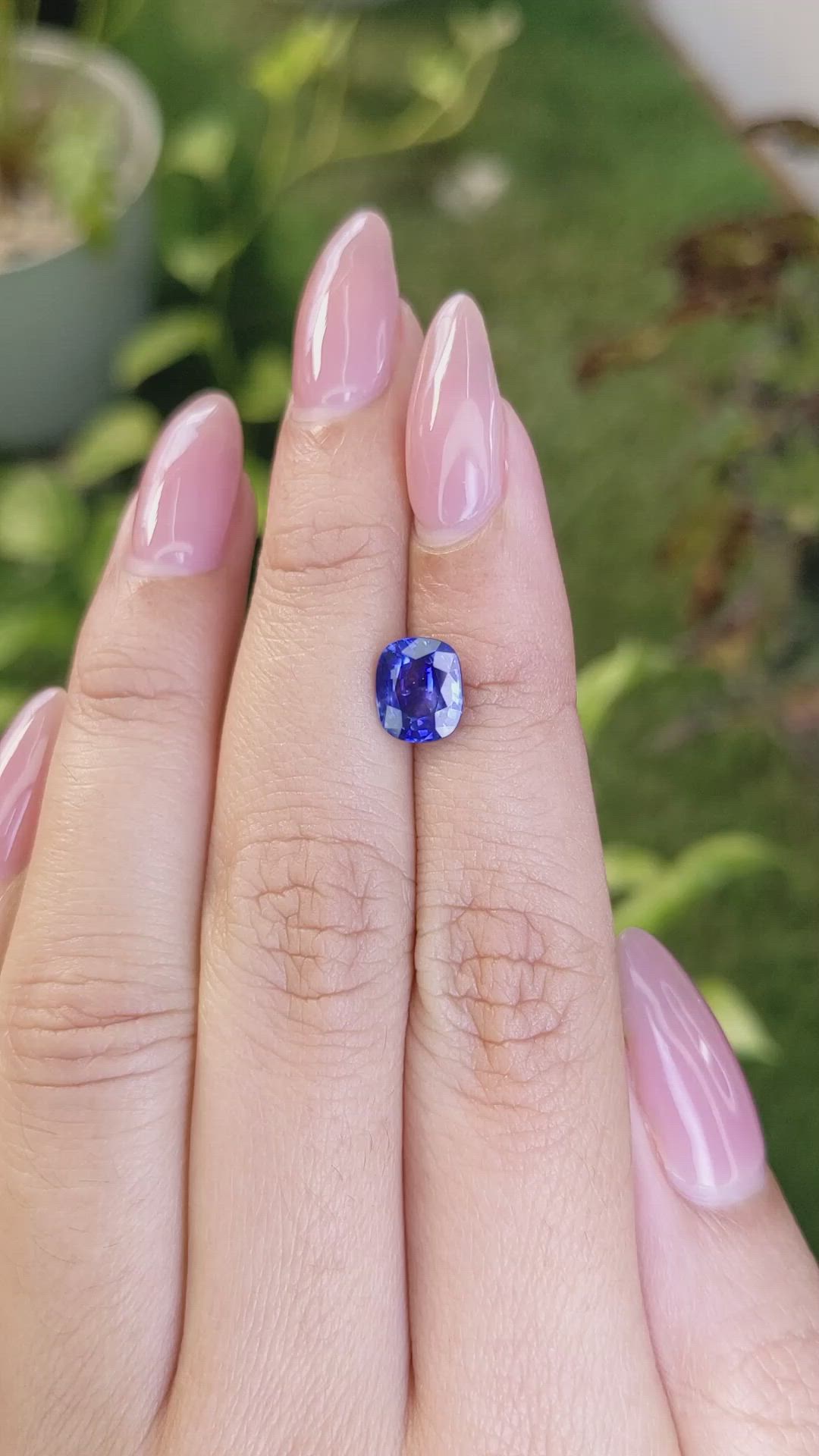1.85 Ct. Blue Sapphire from Ceylon (Sri Lanka) Size Video