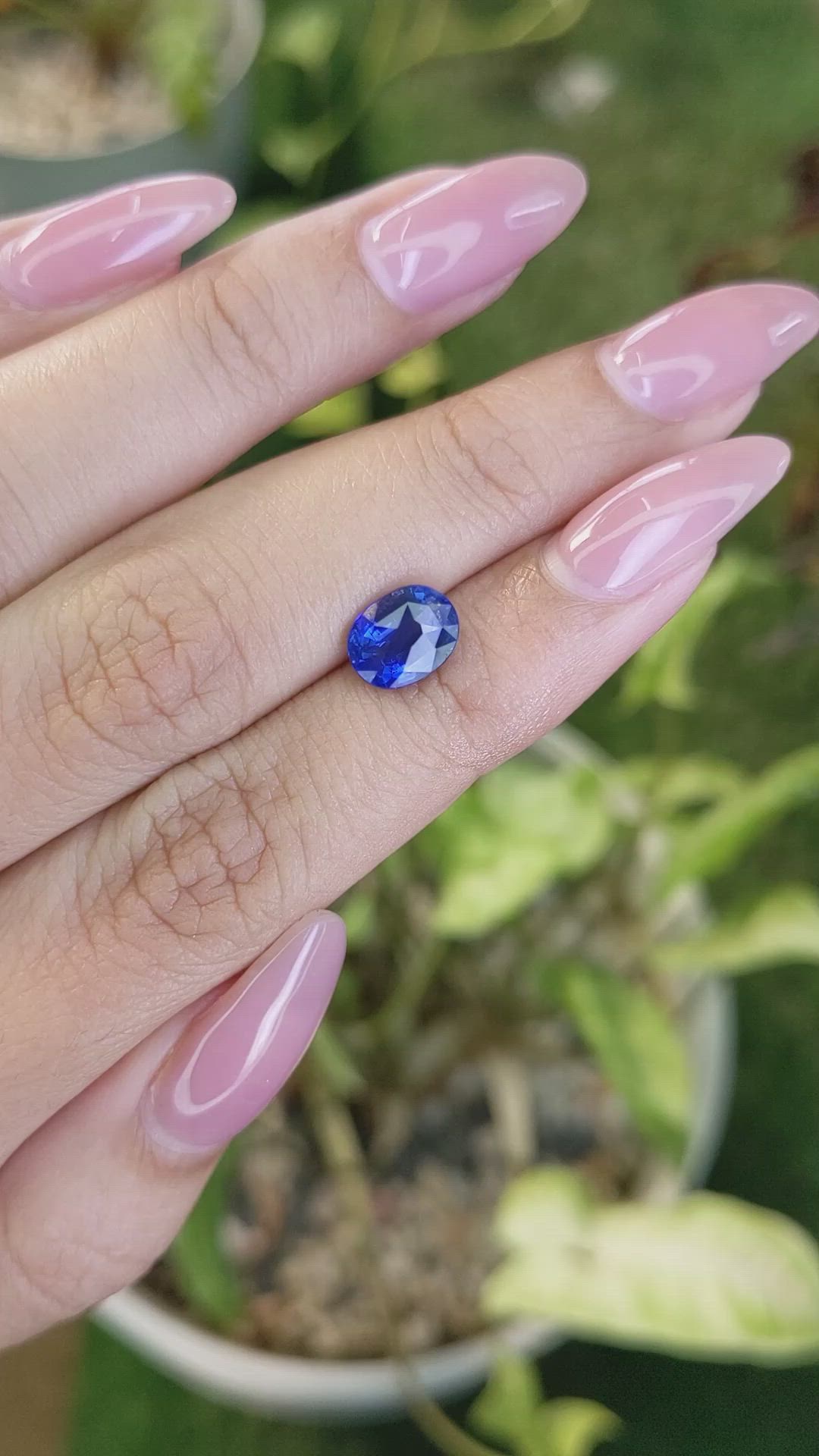 2.14 Ct. Blue Sapphire from Ceylon (Sri Lanka) Size Video