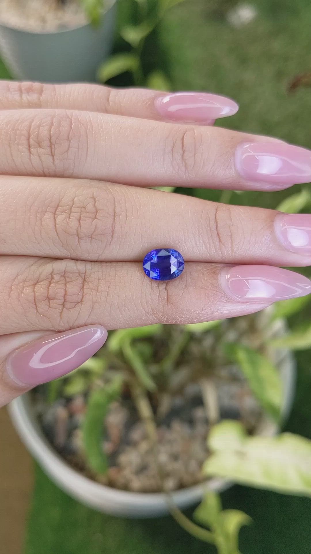 2.14 Ct. Blue Sapphire from Ceylon (Sri Lanka) Size Video