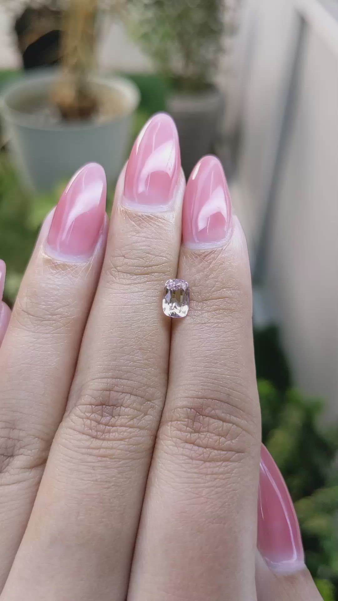 1.07 Ct. Purplish Pink Sapphire from Ceylon (Sri Lanka) Size Video