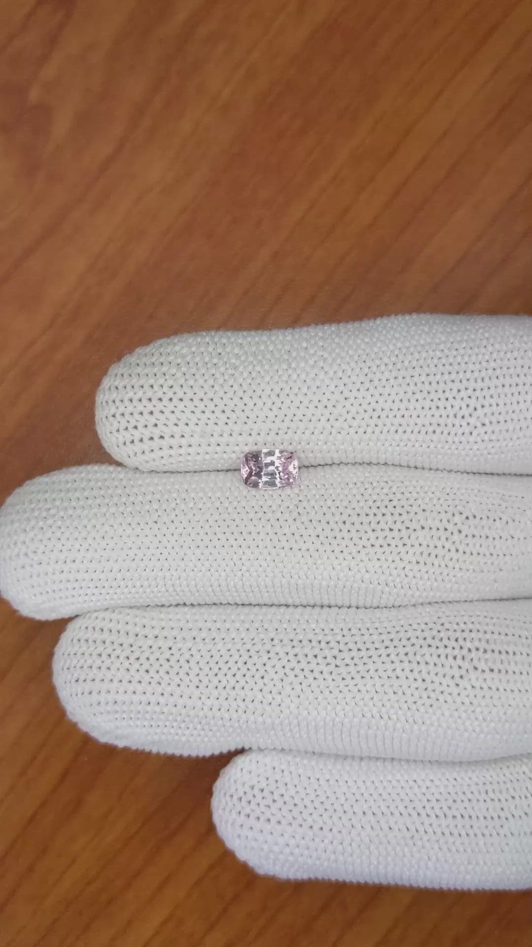1.07 Ct. Purplish Pink Sapphire from Ceylon (Sri Lanka) Size Video