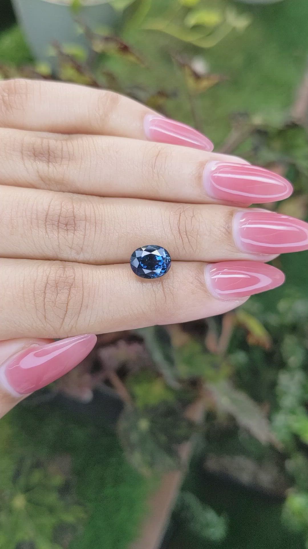 3.55 Ct. Blue Sapphire from Ceylon (Sri Lanka) Size Video