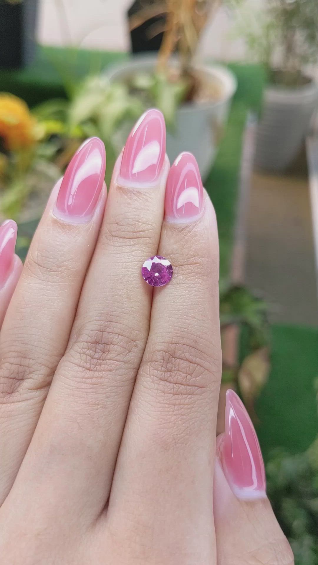 1.10 Ct. Pinkish Purple Sapphire from Ceylon (Sri Lanka) Size Video