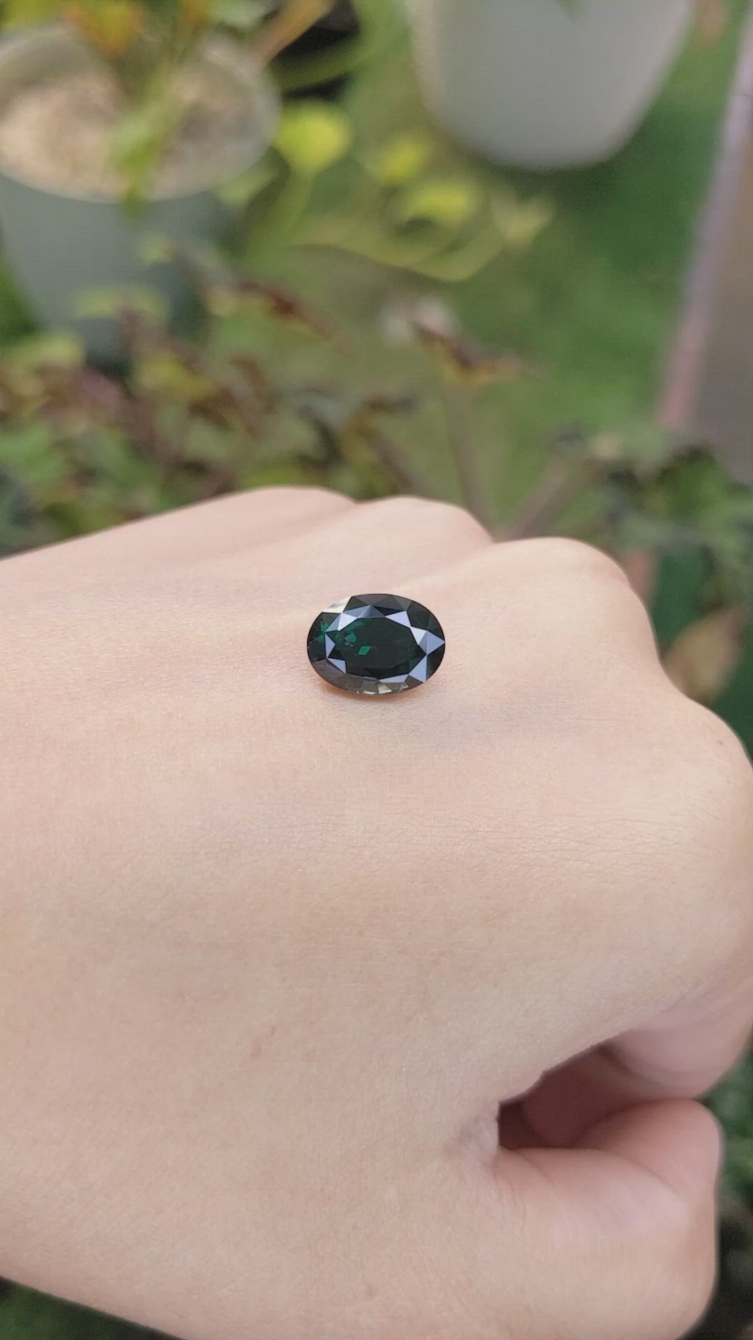 4.83 Ct. Green Sapphire from Ceylon (Sri Lanka) Size Video