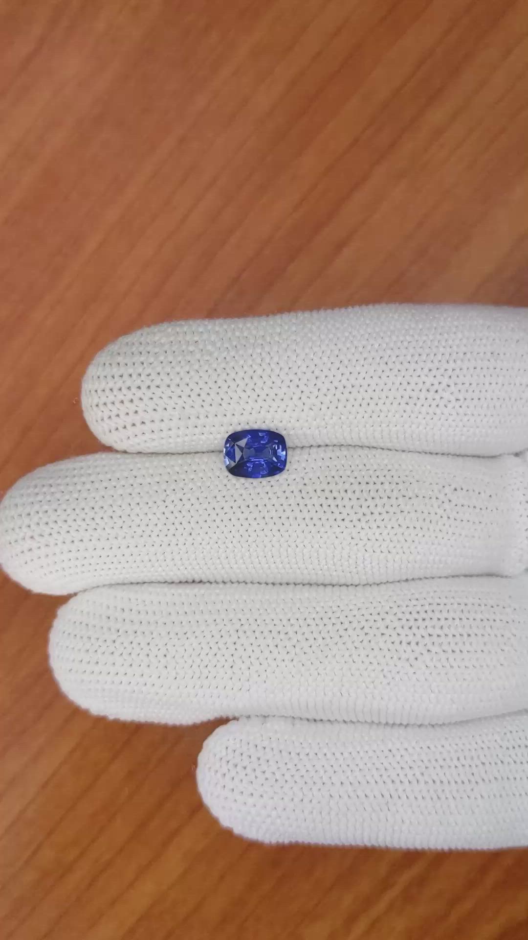 1.58 Ct. Blue Sapphire from Ceylon (Sri Lanka) Size Video