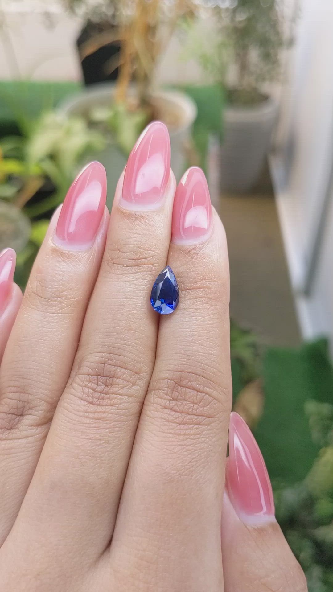 2.35 Ct. Blue Sapphire from Ceylon (Sri Lanka) Size Video