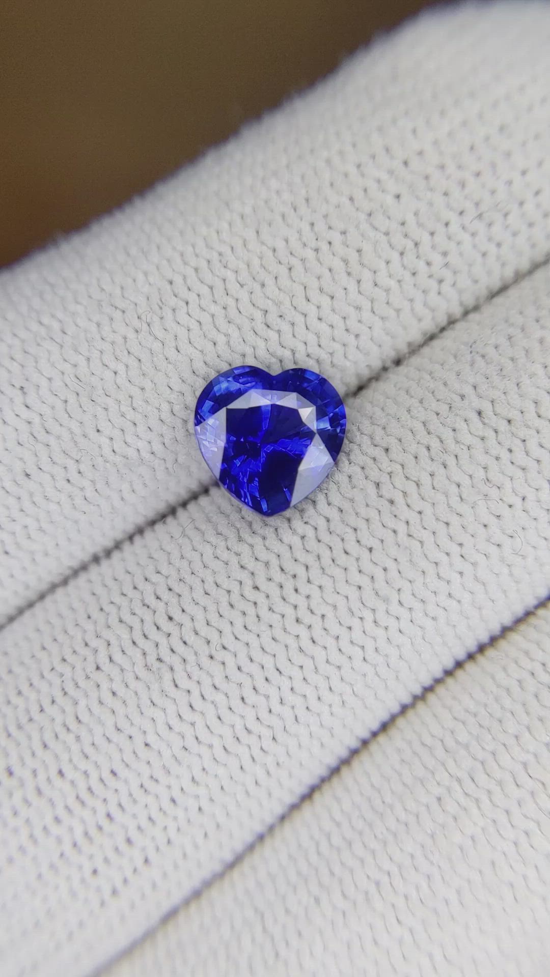 2.04 Ct. Blue Sapphire from Ceylon (Sri Lanka) Size Video