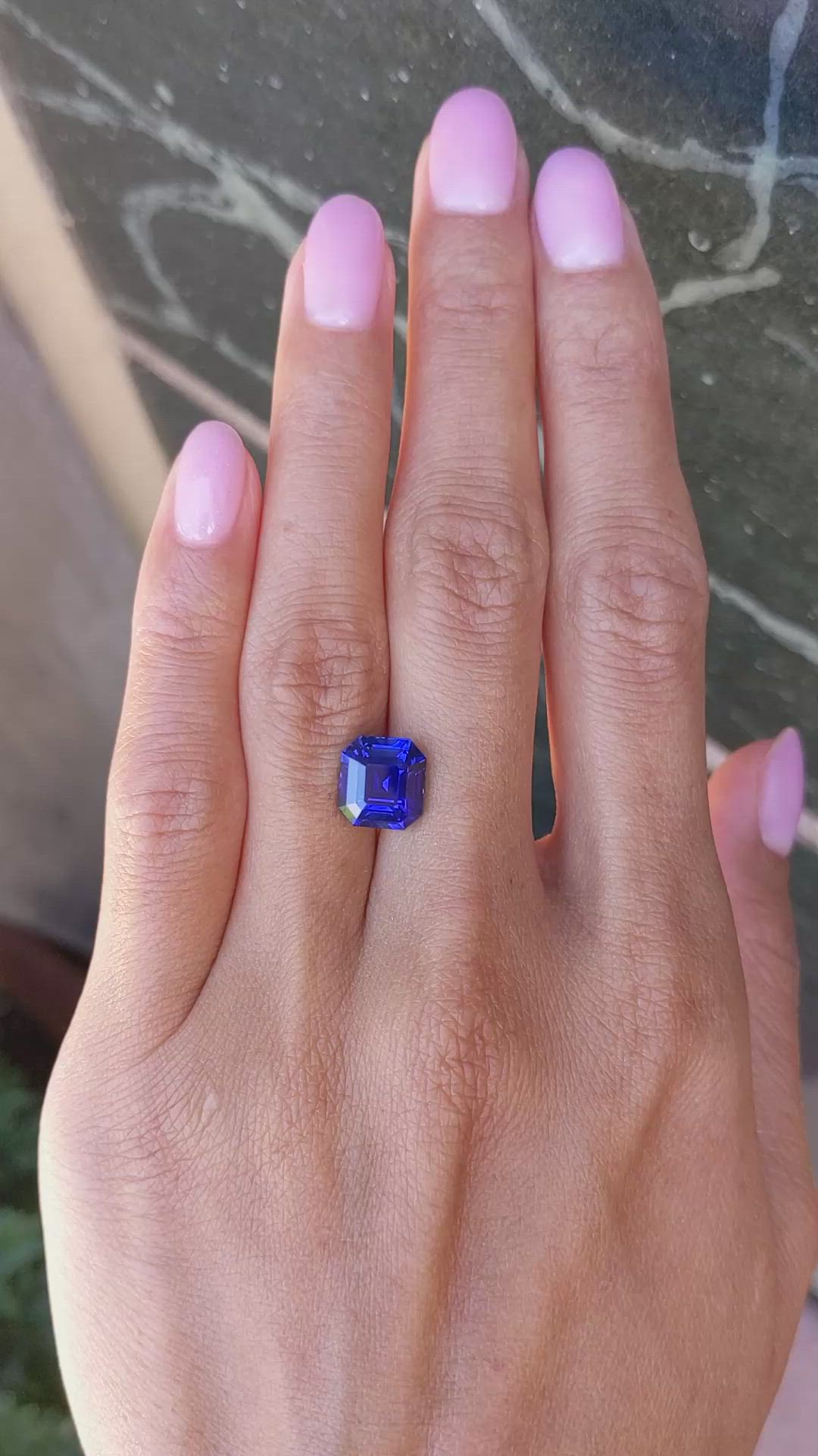 5.06 Ct. Blue Sapphire from Ceylon (Sri Lanka) Size Video