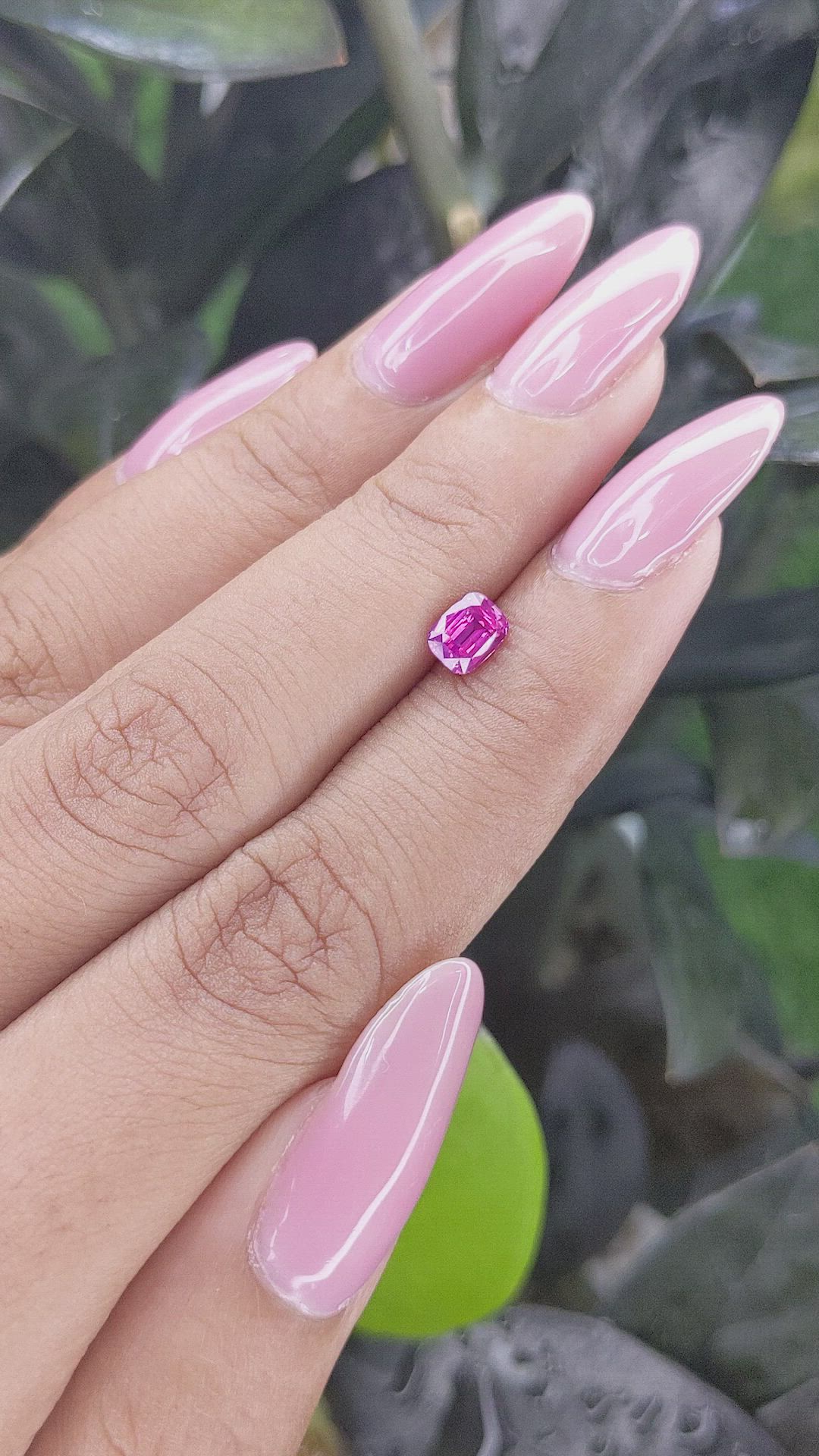 0.72 Ct. Purplish Pink Sapphire from Tanzania Size Video