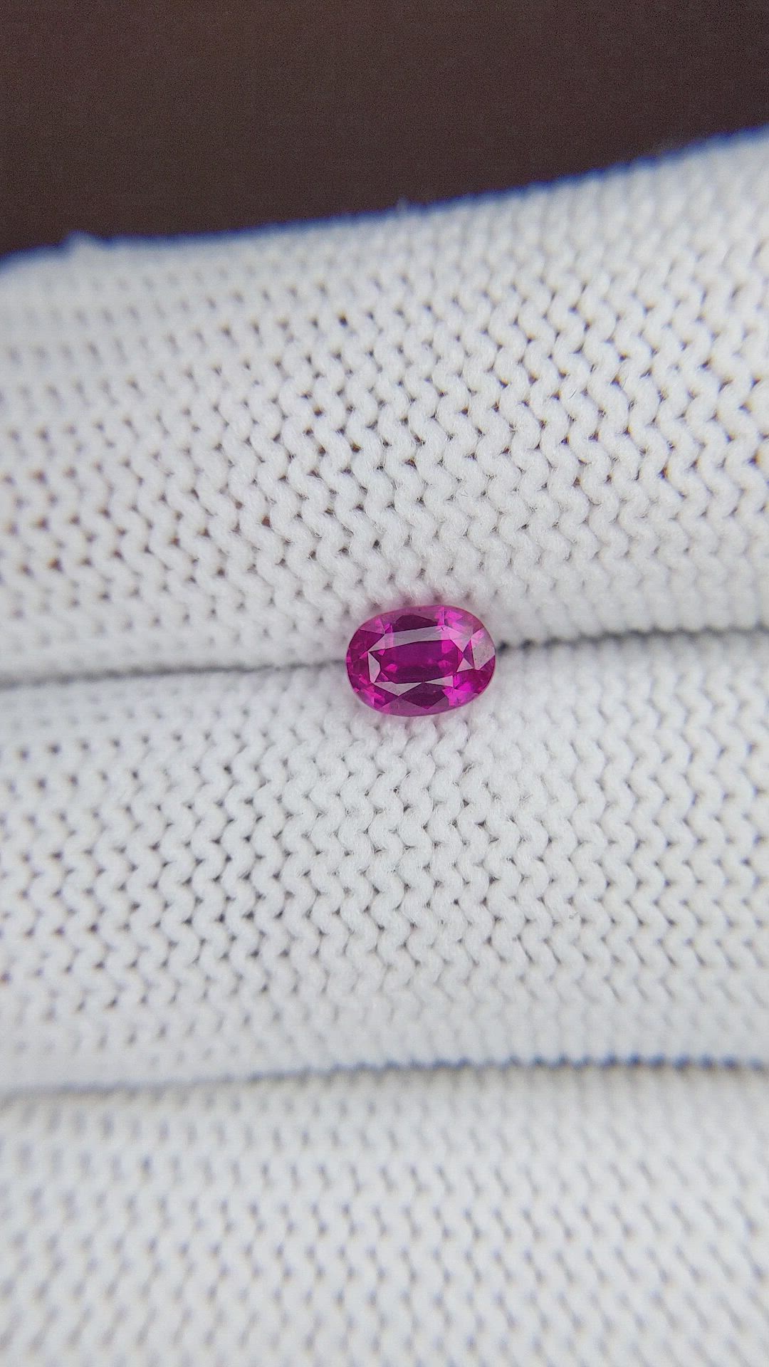 0.84 Ct. Purplish Pink Sapphire from Tanzania Size Video