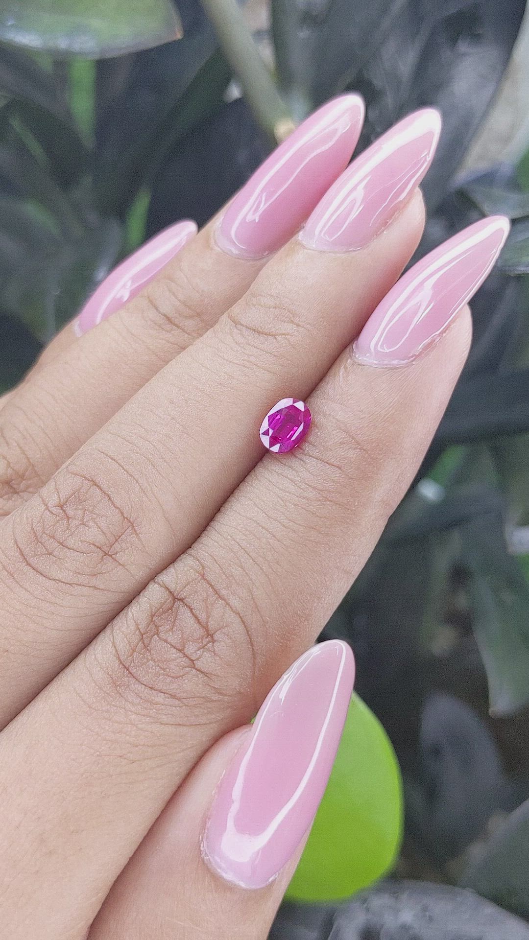 0.84 Ct. Purplish Pink Sapphire from Tanzania Size Video