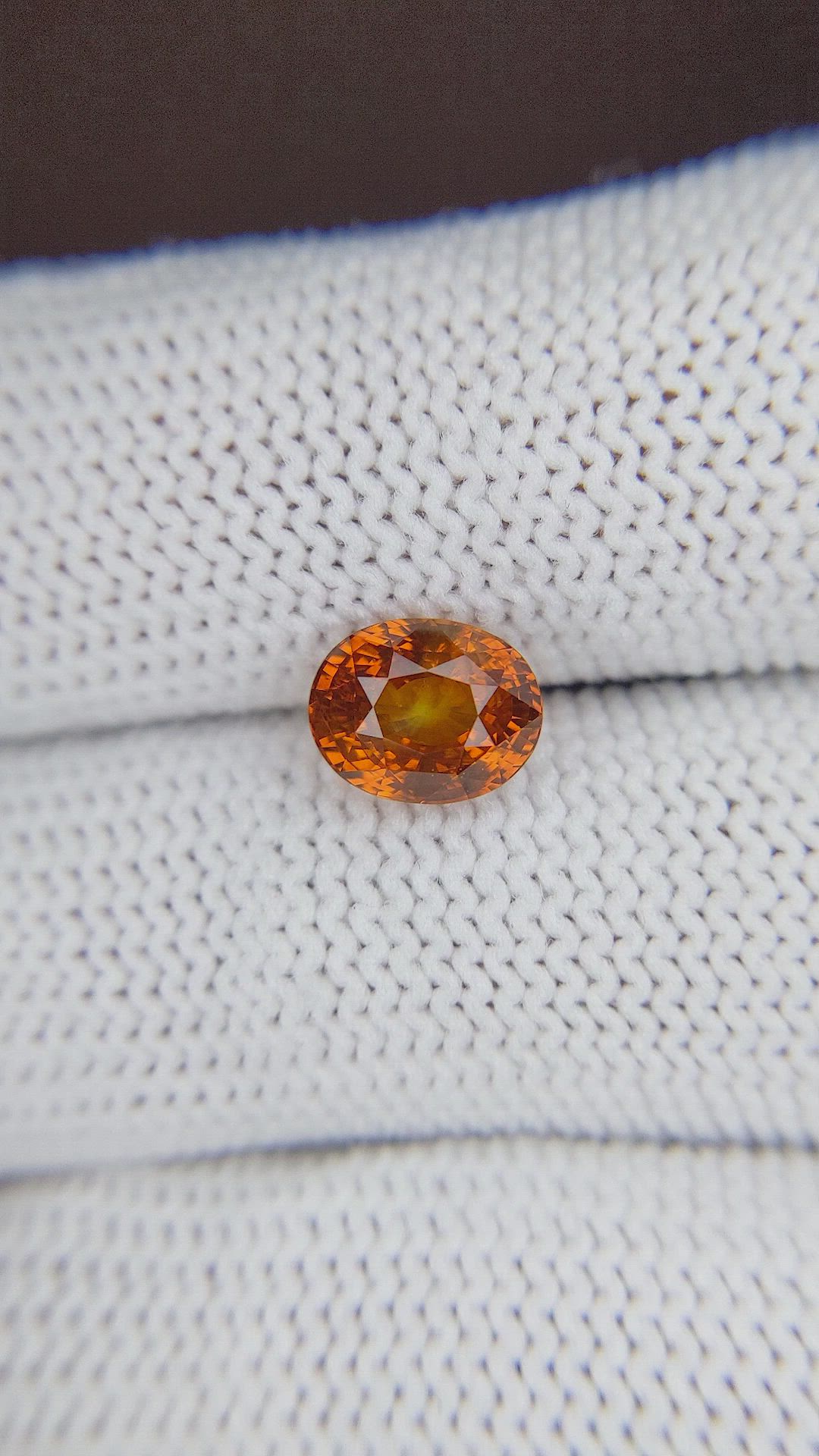 2.68 Ct. Orange Sapphire from Ceylon (Sri Lanka) Size Video