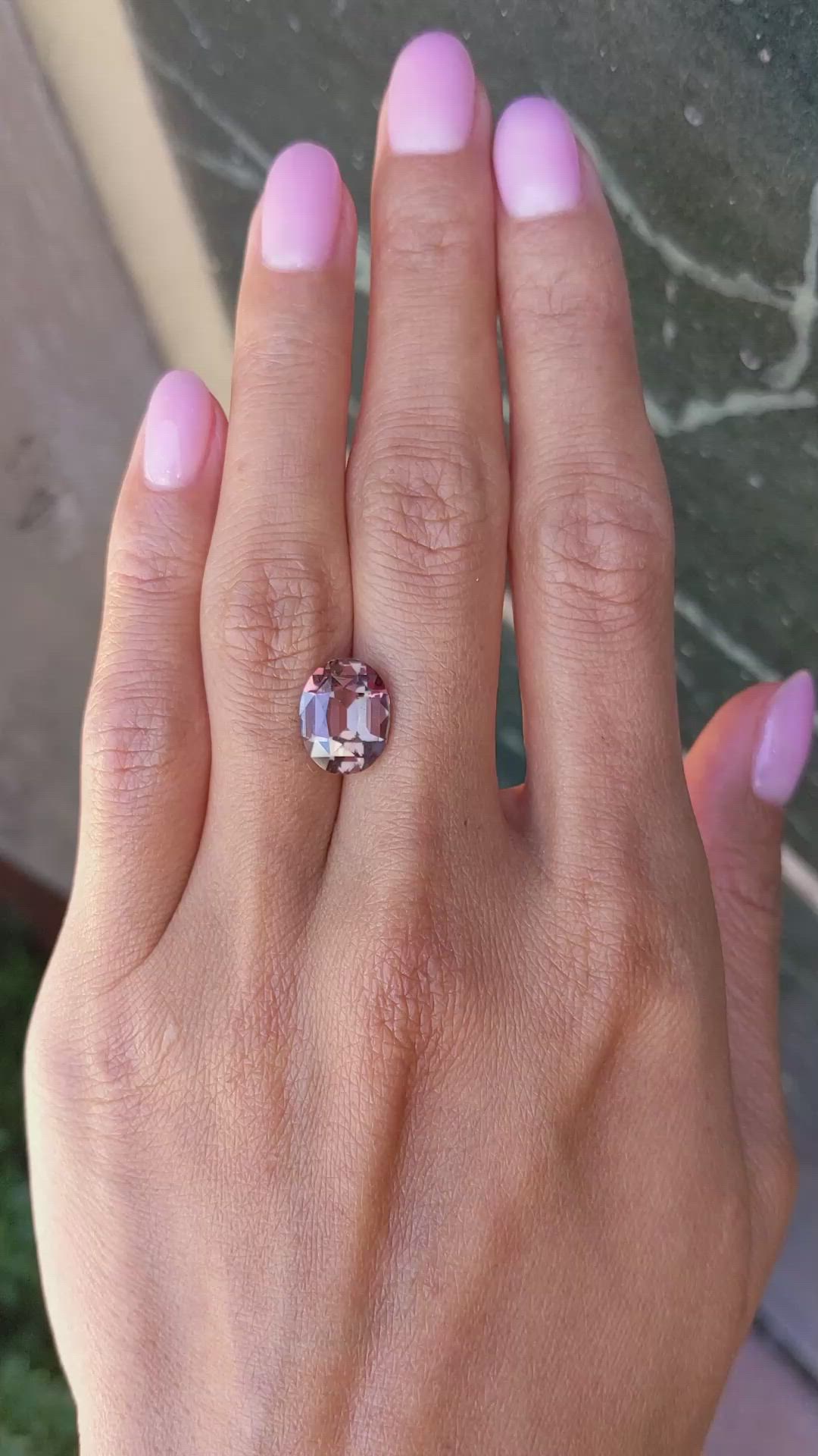 4.76 Ct. Bi Color Sapphire from Madagascar Size Video