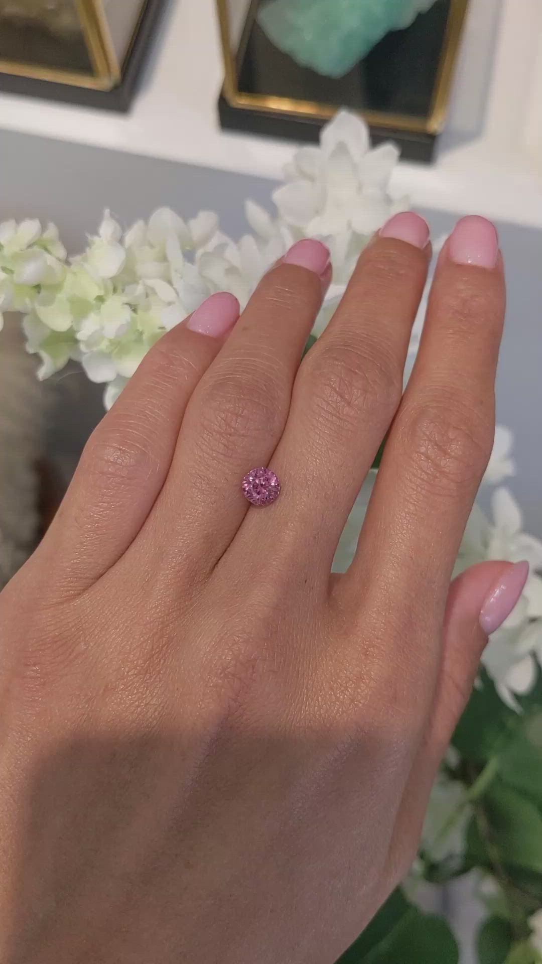 1.28 Ct. Padparadscha Sapphire from Ceylon (Sri Lanka) Size Video