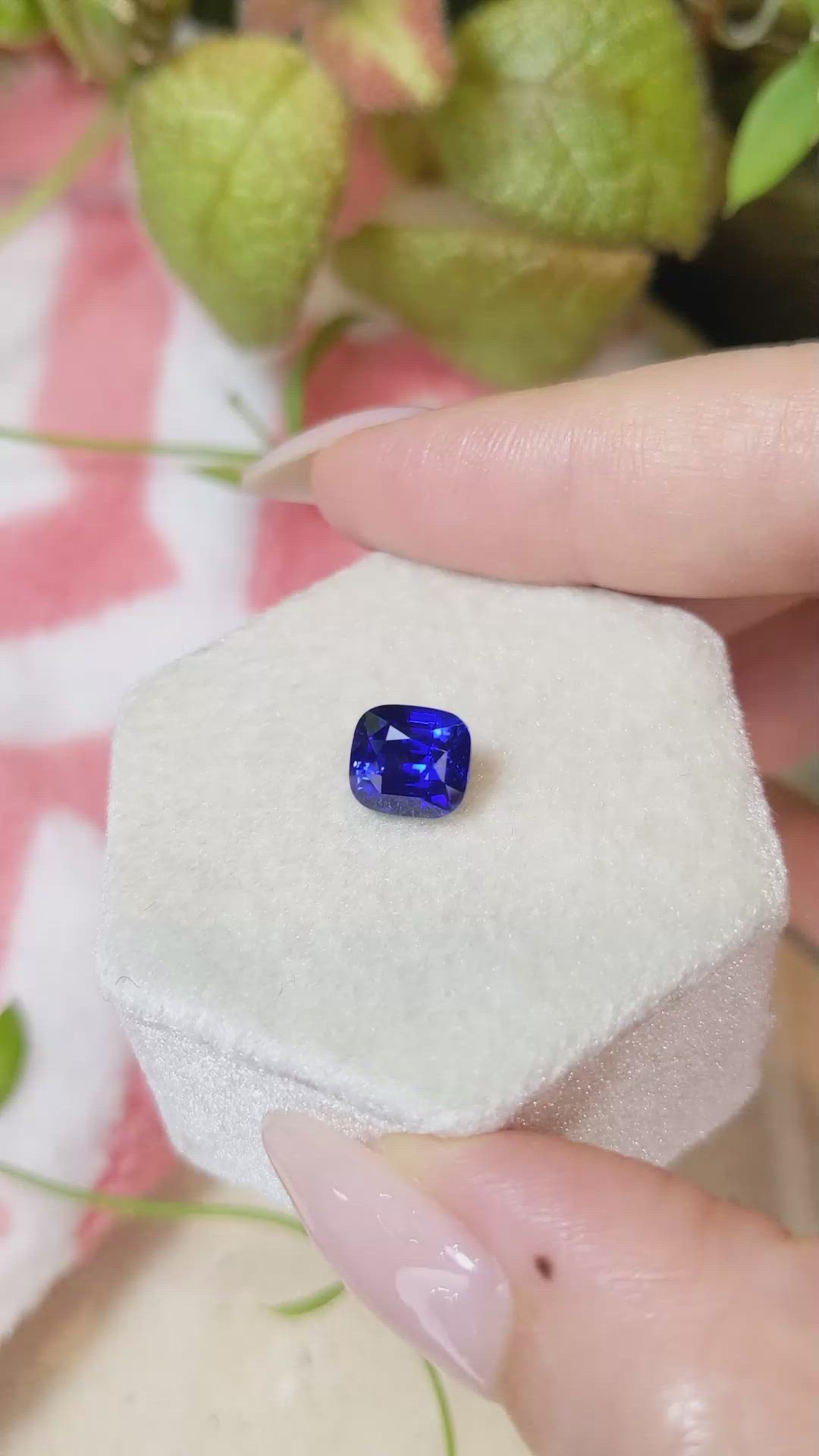 3.01 Ct. Blue Sapphire from Ceylon (Sri Lanka) Size Video